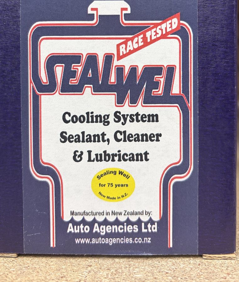 Sealwel 28 cube workshop box